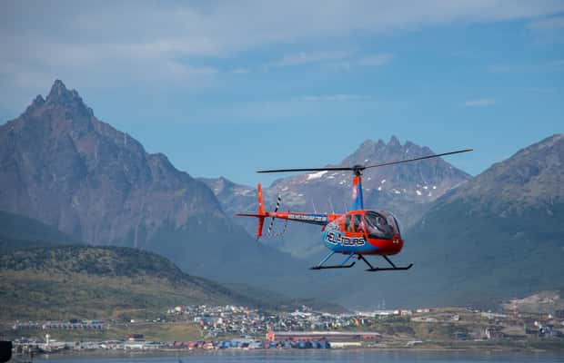 imagem n.1 de Ushuaia: Aventura panorâmica de helicóptero no coração dos Andes atividade em Terra do Fogo, carregada pelo fornecedor