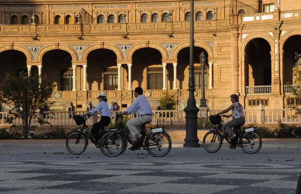 Bild Nr. 1 von Sevilla: Landmarks Electric Bike Tour Aktivität in Sevilla, hochgeladen vom Anbieter