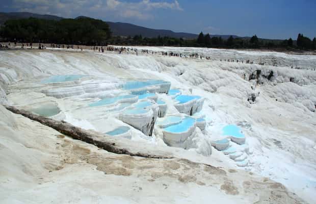 Pamukkale içindeki Antalya: Tam Günlük Pamukkale ve Hierapolis Turu & Öğle Yemeği etkinliğinin tedarikçi tarafından yüklenen 1 no'lu görseli