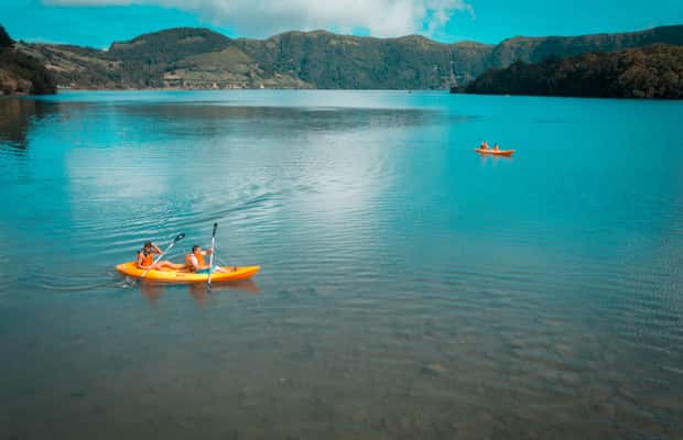 imaginea n.1 a activității Sete Cidades: Aventura cu caiacul și bicicleta în Candelaria, Portugalia, încărcată de organizator