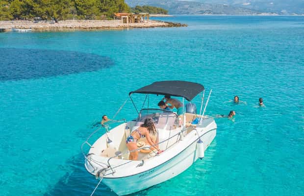 billede nr.1 af aktiviteten Trogir: Privat bådtur på en halvdagstur i Dalmatien, uploadet af udbyder