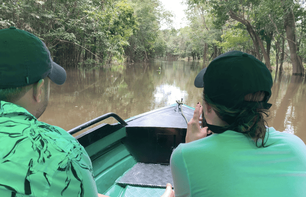 imagen n.º 1 de Amazonas: Paseo en barco con un amazónico local actividad en Manaos, subida por el proveedor