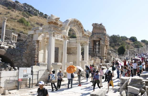 image n.1 of كوساداسي أو سلجوق: جولة أفسس لمدة يوم كامل مع الغداء activity in سلجوق, uploaded by supplier