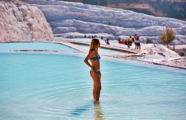 bild nr.1 av Från Kusadasi och Selcuk: Pamukkale och Hiearapolis Tour aktivitet i Pamukkale, uppladdad av arrangören