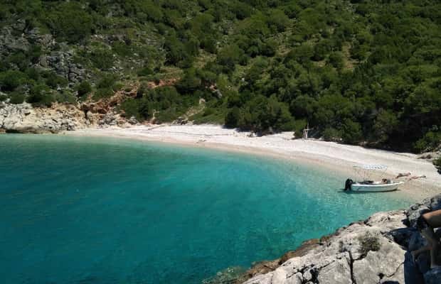 imagem n.1 de De Agia Effimia: Cruzeiro em Ítaca, praia de Gidaki e excursão a Kioni atividade em Grécia Ocidental, carregada pelo fornecedor