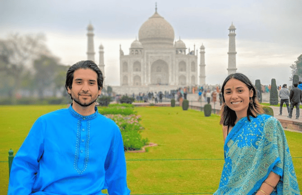 imagem n.1 de Excursão de um dia ao Taj Mahal, Forte e Baby Taj saindo de Deli de carro atividade em Agra, carregada pelo fornecedor