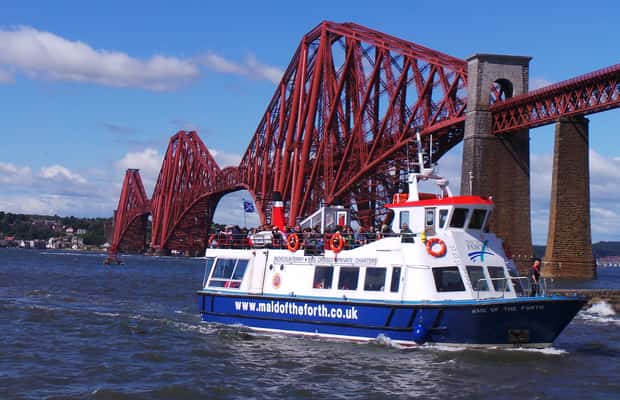 imagen n.º 1 de Queensferry: Crucero turístico a la isla de Inchcolm actividad en Fife, subida por el proveedor