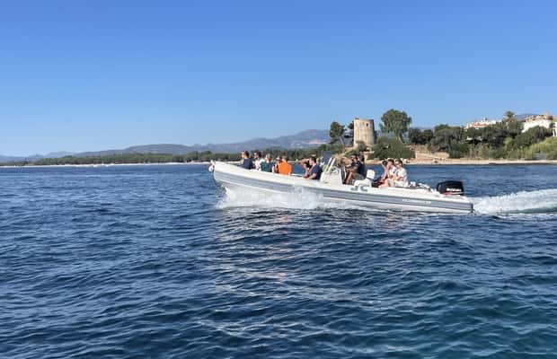 Immagine nº 1 di Santa Maria Navarrese: tour in barca a Grotta del Fico e alle principali spiagge attività a Baunei, caricata dal fornitore