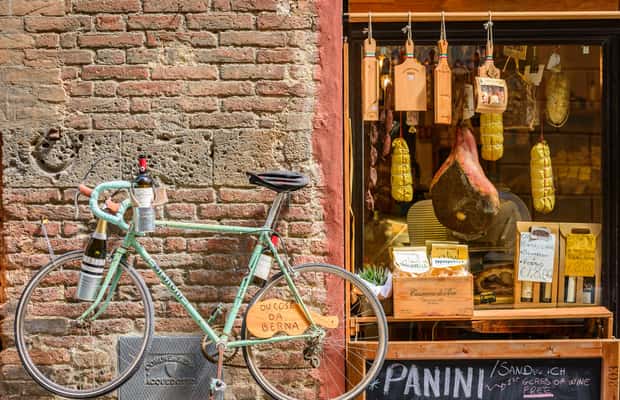 image n.1 of Lucca: Guided Food Walking Tour with Tastings activity in Lucca, uploaded by supplier