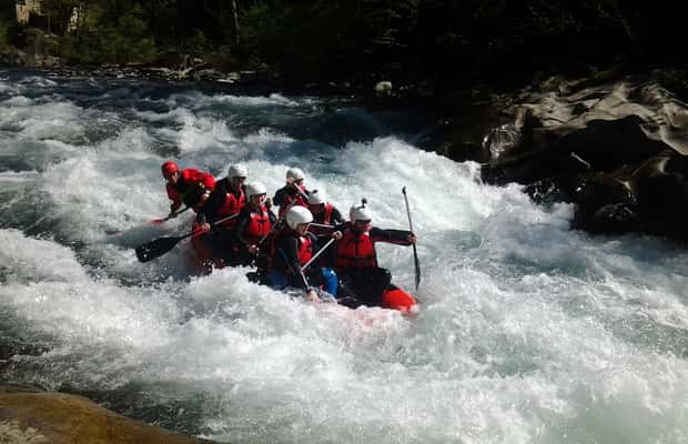 Immagine nº 1 di Bagni di Lucca: Tour di rafting sul torrente Lima attività a Fabbriche di Casabasciana, caricata dal fornitore