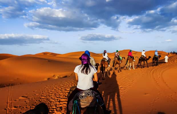 Image N°1 de Au départ de Fès : Circuit de 2 jours dans le désert du Sahara avec séjour au camp de Merzouga activité à Drâa-Tafilalet, publiée par le prestataire