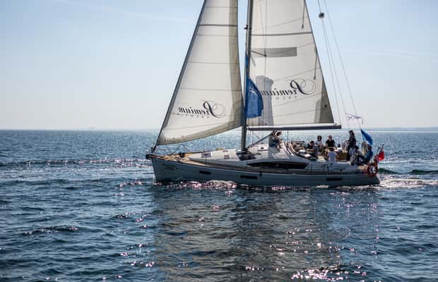 imagen n.º 1 de Sopot: Crucero en Yate por la Bahía con Bebida de Bienvenida actividad en Gdansk, subida por el proveedor