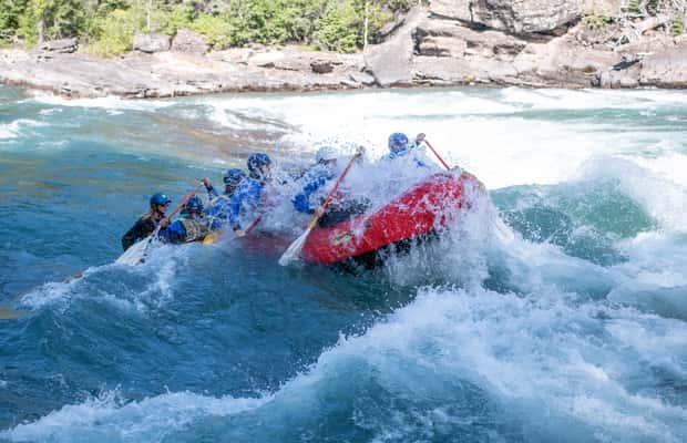 Image N°1 de Banff : Rafting en eaux vives au canyon Horseshoe activité à Alberta, publiée par le prestataire