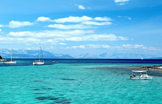 billede nr.1 af aktiviteten Fra Split: øer og blå lagune Cruise med frokost og drikkevarer i Dalmatien, uploadet af udbyder