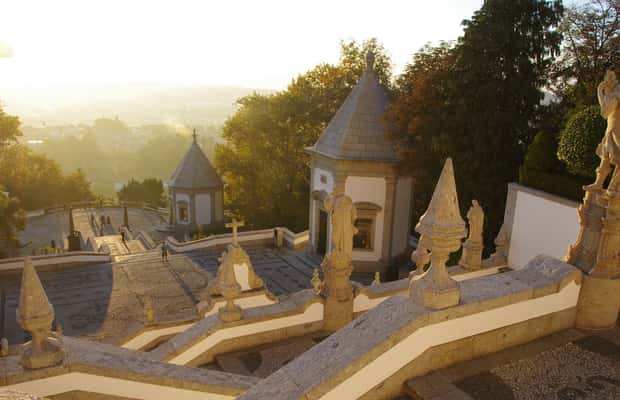 imagen n.º 1 de Oporto: Visita a Guimarães y Braga con tickets de entrada y almuerzo actividad en Braga, subida por el proveedor