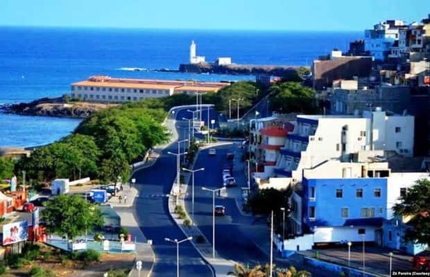 imagem n.1 de Descubra Praia pela perspetiva de um morador local com almoço incluído atividade em Praia, Cabo Verde, carregada pelo fornecedor