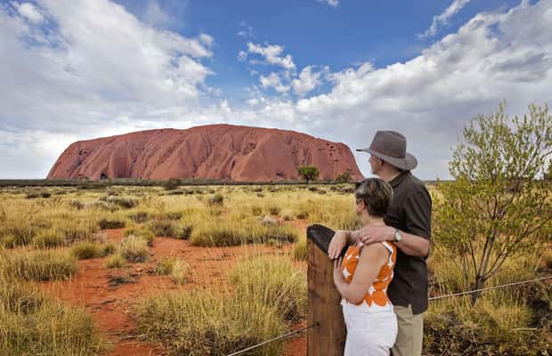Image N°1 de Circuit de 3 jours et 2 nuits en camping à Uluru Kata Tjuta et Kings Canyon activité à Territoire du Nord, Australie, publiée par le prestataire
