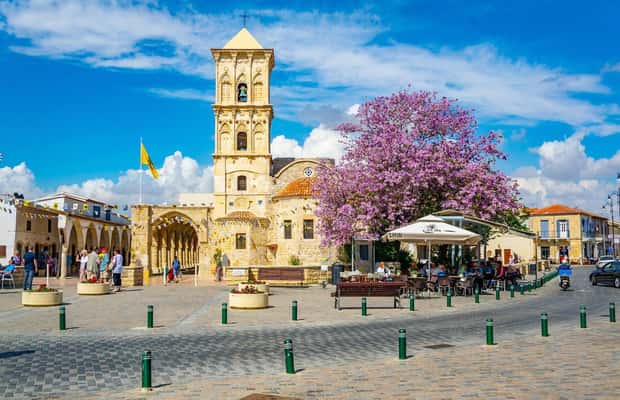 bild nr.1 av Från Paphos: Höjdpunkter i Larnaca med Lefkara & Nicosia aktivitet i Larnaca, uppladdad av arrangören