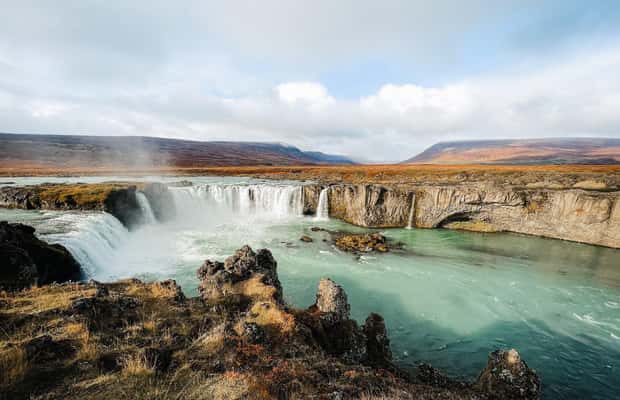 imagen n.º 1 de Puerto de Akureyri: Cascada de Godafoss, Myvatn y Excursión a los Baños actividad en Reykjahlid, subida por el proveedor