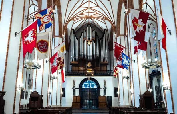 imagem n.1 de Varsóvia: Concertos de órgão da catedral e visita às criptas atividade em Varsóvia, carregada pelo fornecedor