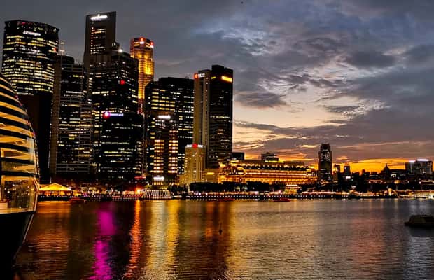 Immagine nº 1 di Singapore: Tour della città al tramonto con il monopattino attività a Singapore, caricata dal fornitore