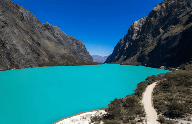 Von Huaraz zu den Llanganuco‑Seen & Chinancocha