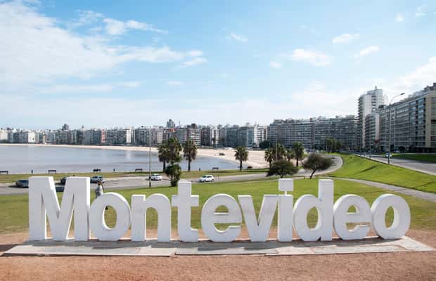 Immagine nº 1 di Tour della città di Montevideo per crocieristi - Privato attività a Montevideo, caricata dal fornitore