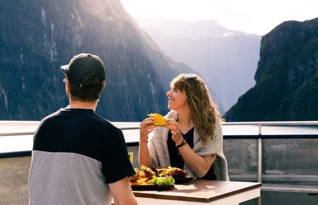 Obraz nr 1 z atrakcji Z Queenstown: Rejs po Milford Sound i 1-dniowa wycieczka autokarowa w Wyspa Południowa, przesłany przez organizatora
