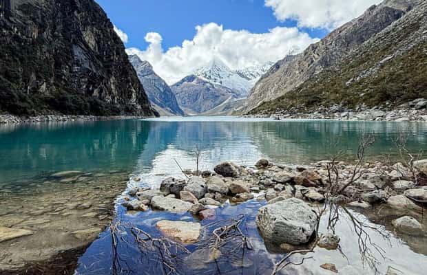 Huaraz: Ganztägig zu Laguna Parón & Artesonraju