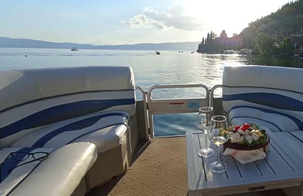 billede nr.1 af aktiviteten Ohrid Wine Tasting Boat Cruise - Ubegrænset vin i Ohrid, uploadet af udbyder