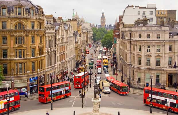 slika br. 1 iz kolekcije Istražite London, Kenotaf i Buckinghamsku palaču aktivnosti u mjestu London, prenio opskrbni partner