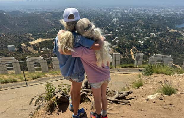 bild nr.1 av Los Angeles: Framsida och baksida av Hollywood Sign guidad vandring aktivitet i Los Angeles, uppladdad av arrangören
