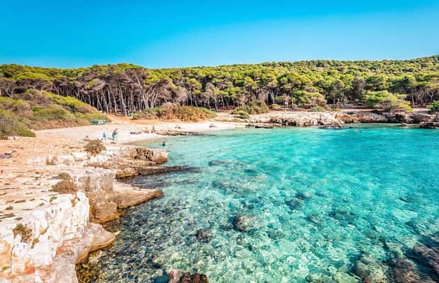 Immagine nº 1 di Esplora la bellezza di Porto Selvaggio con un tour in bicicletta autogestito attività a Lecce, caricata dal fornitore