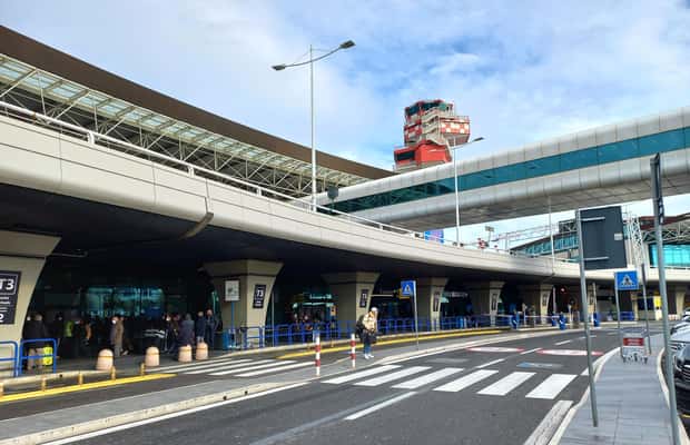 1. fotó – Róma: Fiumicino repülőtér és Civitavecchia kikötő között busszal történő transzfer – program helye: Civitavecchia, feltöltötte a programszervező