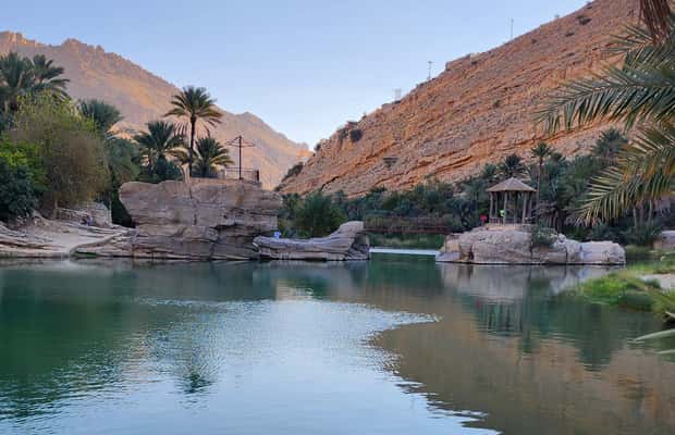 Immagine nº 1 di Wadi Shab, safari nel deserto e la città storica di Nizwa attività a Governatorato di al-Dakhiliyya, caricata dal fornitore