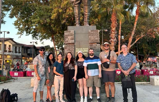 Muratpaşa içindeki Antalya: Şehrin Önemli Noktalarında Rehberli Eski Şehir Yürüyüş Turu etkinliğinin tedarikçi tarafından yüklenen 1 no'lu görseli