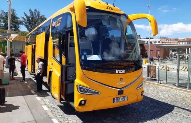 imagem n.1 de Praga: Viaja facilmente de autocarro de/para Karlovy Vary atividade em Praga, carregada pelo fornecedor