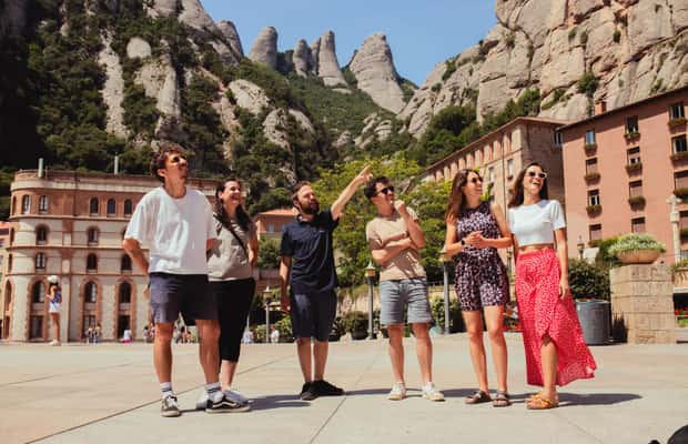 afbeelding n.1 van Barcelona: Montserrat met wijnmakerij, lunch en treinopties activiteit in Barcelona, geüpload door aanbieder