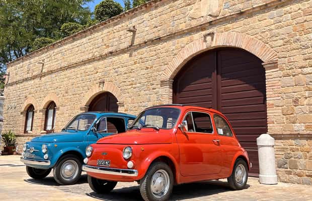 slika br. 1 iz kolekcije Marche: Obilazak starodobnim Fiatom 500 oko brda Verdicchio aktivnosti u mjestu Iesi, prenio opskrbni partner