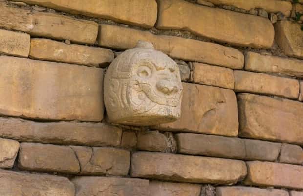 Ganztägige Exkursion zum archäologischen Komplex von Chavín de Huántar