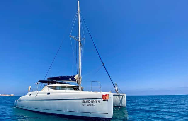 afbeelding n.1 van Torrevieja: Catamaran cruise Costa Blanca activiteit in Torrevieja, geüpload door aanbieder