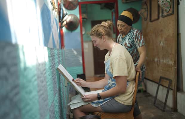 image n.1 of Yogyakarta: Batik Painting Workshop activity in Yogyakarta, uploaded by supplier