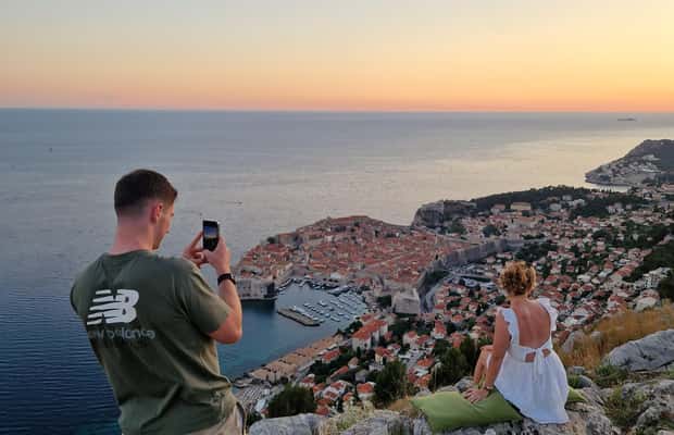 Image N°1 de Dubrovnik : Dégustation de vin au coucher du soleil à Panorama Point activité à Dubrovnik, publiée par le prestataire