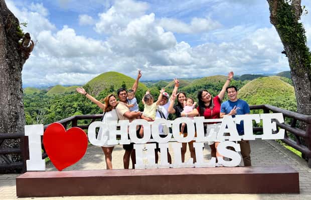 imagem n.1 de De Bohol: Excursão privada de um dia pelo campo atividade em Visayas, carregada pelo fornecedor