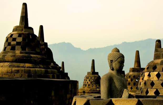 image n.1 of Yogyakarta: Borobudur Climb & Prambanan Guided Tour activity in Yogyakarta, uploaded by supplier