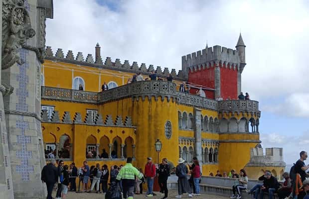 billede nr.1 af aktiviteten Sintra: Pena-paladset, det historiske centrum og lokale delikatesser. i Sintra, uploadet af udbyder