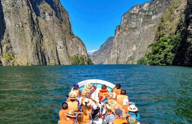 Image N°1 de Depuis Tuxtla, visite du canyon du Sumidero, point de vue et visite de San Cristobal activité à Chiapas, publiée par le prestataire