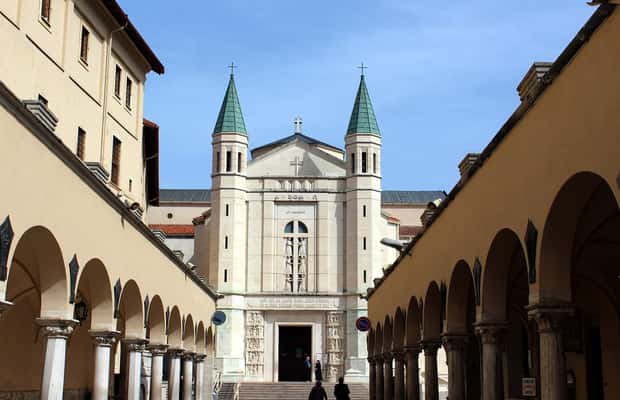 imagem n.1 de Transfer Assisi para Cascia, Roccaporena e Norcia atividade em Cássia, carregada pelo fornecedor