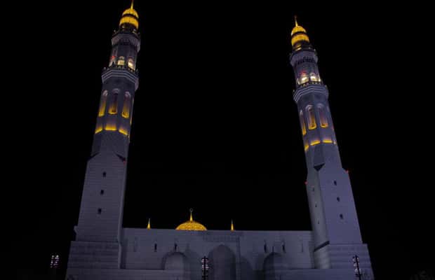Immagine nº 1 di Muscat: tour privato serale o notturno di 4 ore Con trasferimento attività a Mascate, caricata dal fornitore