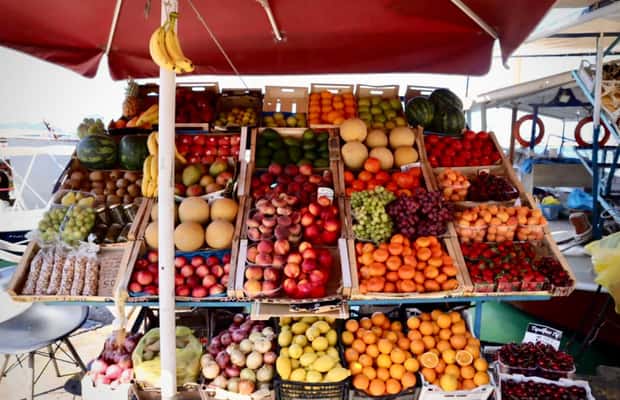 imagem n.1 de Aegina: Visita o centro da cidade, a história e as delícias gastronómicas atividade em Cidade de Egina, carregada pelo fornecedor